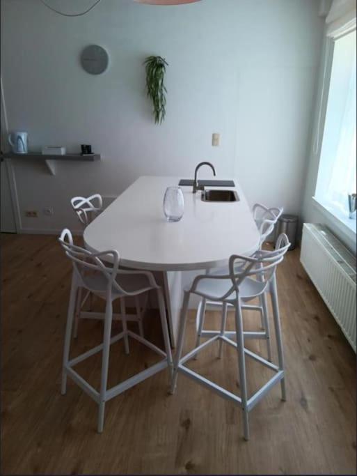 The Luxury White Suite Charleroi Extérieur photo